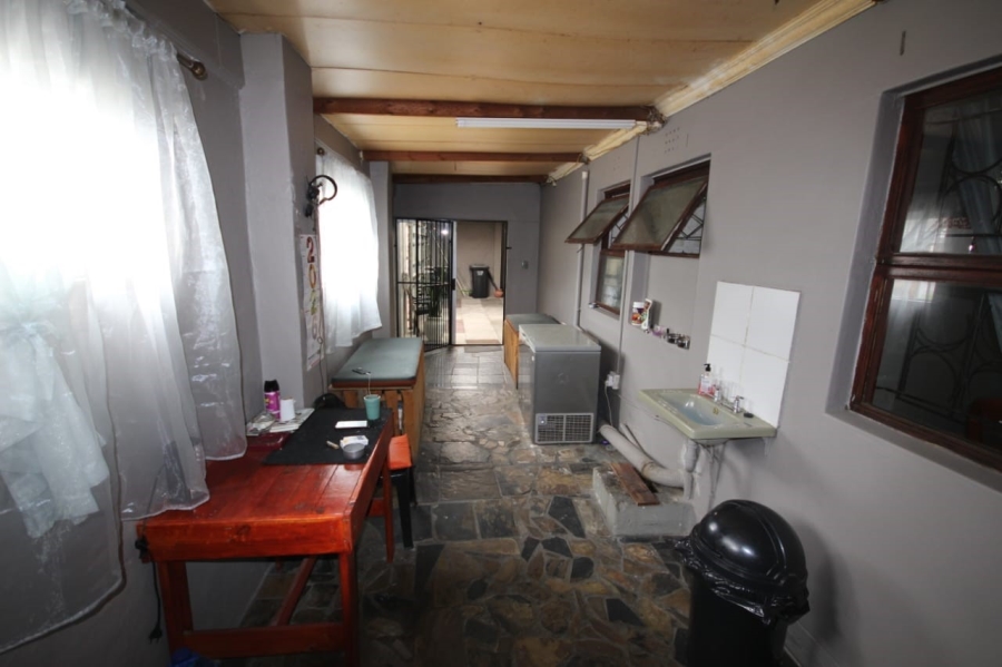 3 Bedroom Property for Sale in The Connifers Western Cape